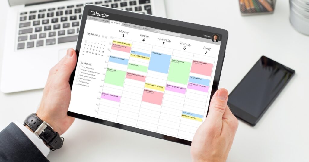5 Signs Your Workforce Needs a Centralized Management Platform